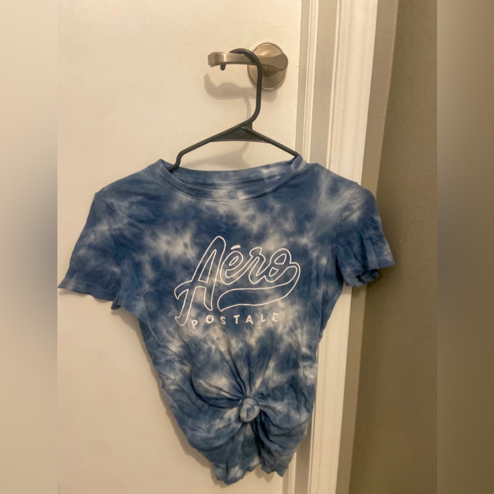 Hollister Graphic Tee Size Small!